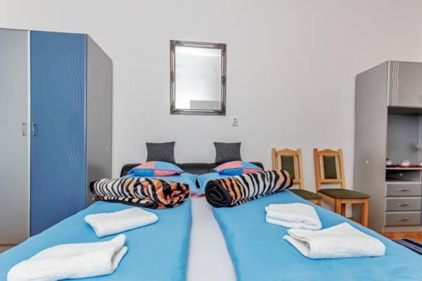 Arany Csillag Apartman เอ็กเกอร์ ภายนอก รูปภาพ